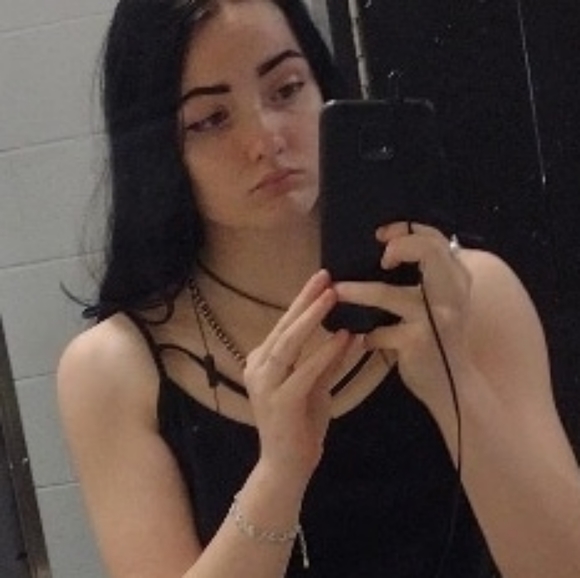 Meet your Posher, Maya - Picture 1 of 1